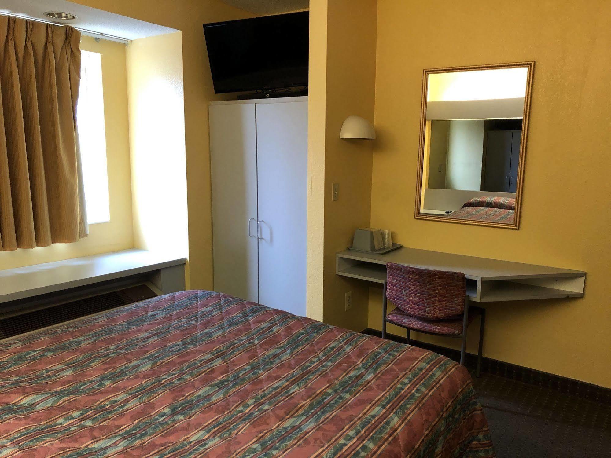 Best Western Buffalo Inn & Suites Williamsville Bagian luar foto